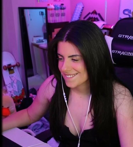 Foto desnuda filtrada de OnlyFans de Thatgirlgatto