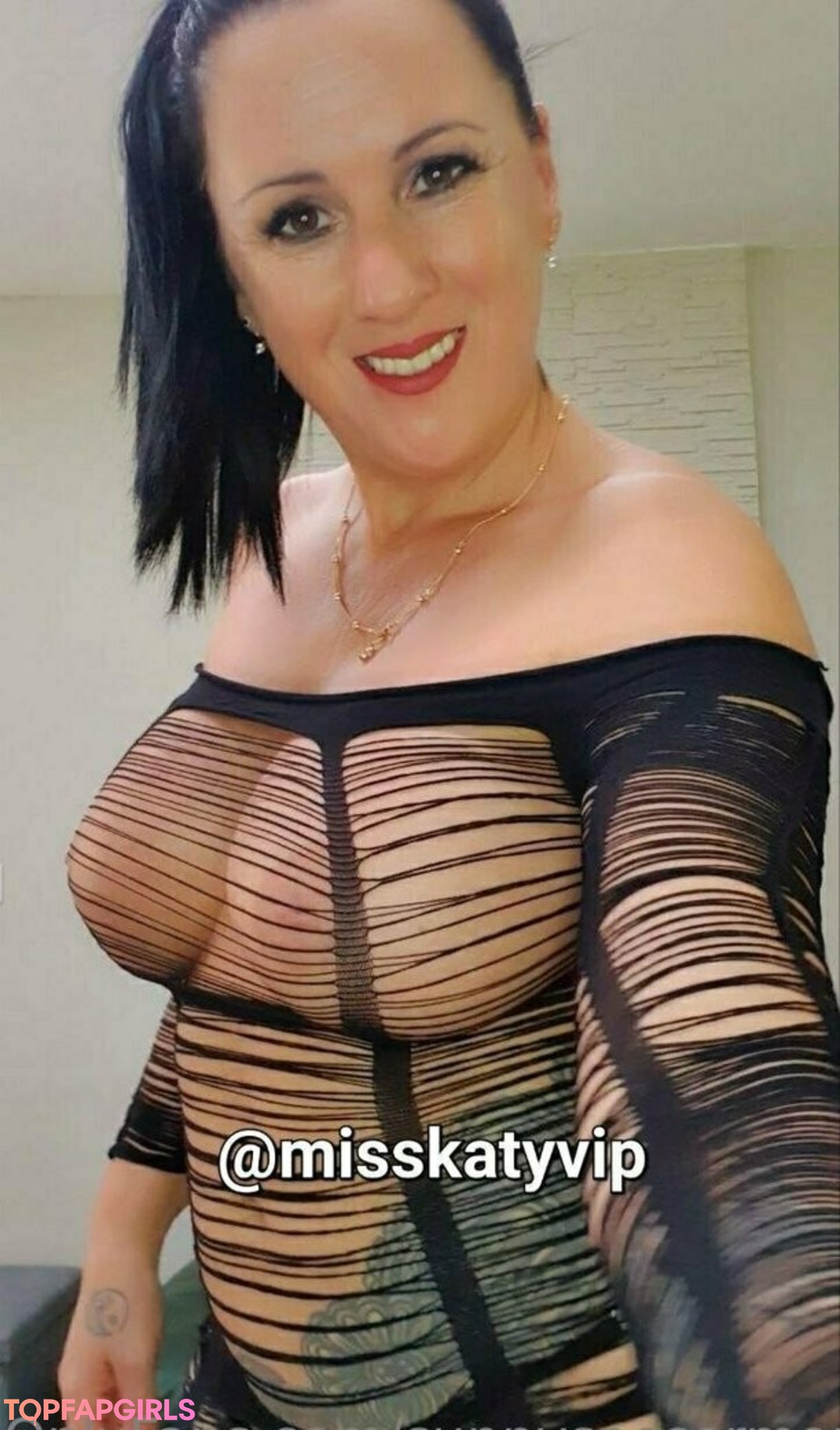 Foto desnuda filtrada de OnlyFans de Sunnysoccermommy #254 Foto desnuda filtrada de OnlyFans de Sunnysoccermommy #254