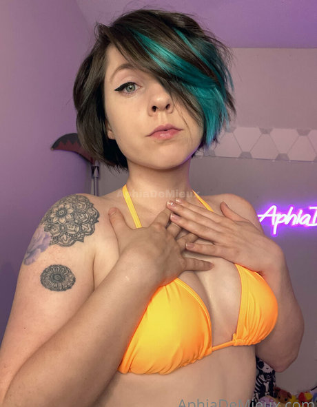 Foto desnuda filtrada de OnlyFans de Aphiademieuxpublic