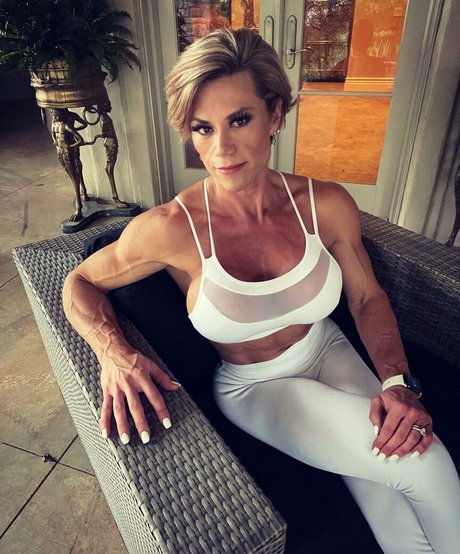 Dona Lyann Pohl