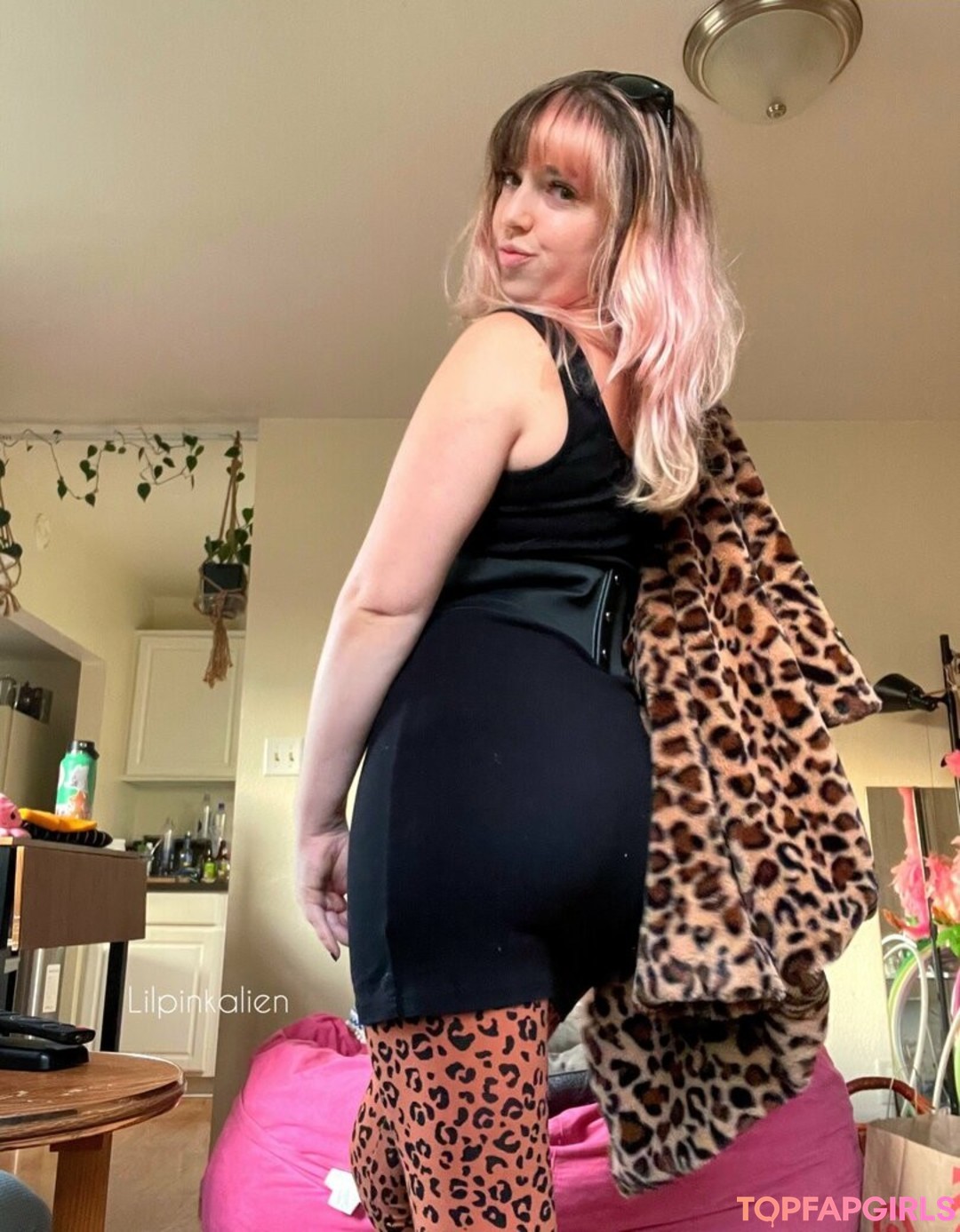 Foto desnuda filtrada de OnlyFans de Lilpinkalien #1106