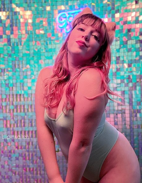 Lilpinkalien