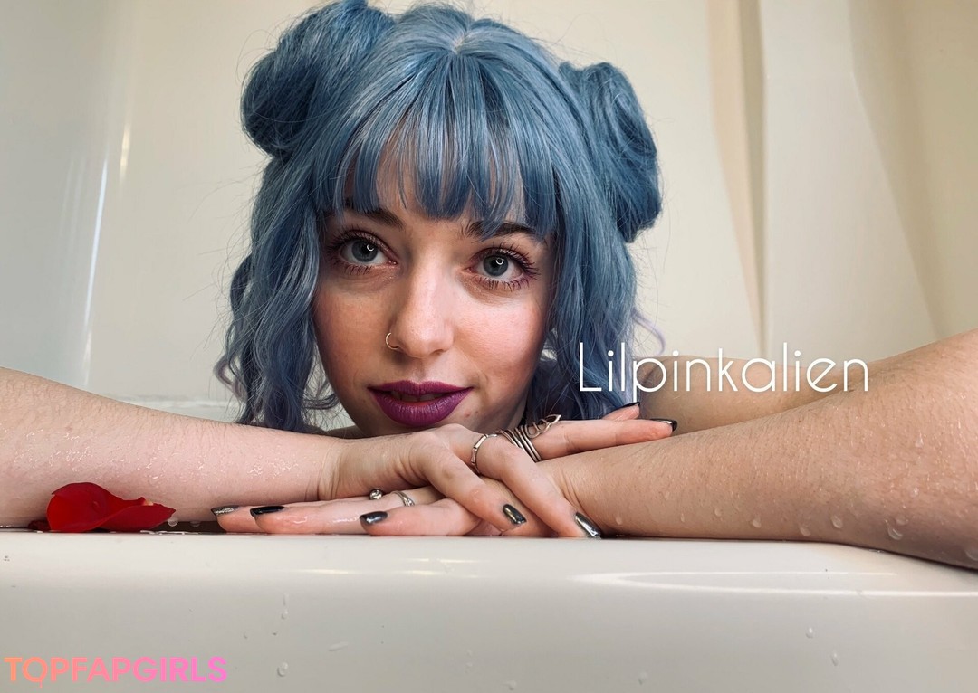 Foto desnuda filtrada de OnlyFans de Lilpinkalien #567 Foto desnuda filtrada de OnlyFans de Lilpinkalien #567