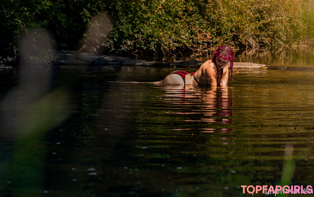 Foto desnuda filtrada de OnlyFans de Lilpinkalien #767 Foto desnuda filtrada de OnlyFans de Lilpinkalien #767