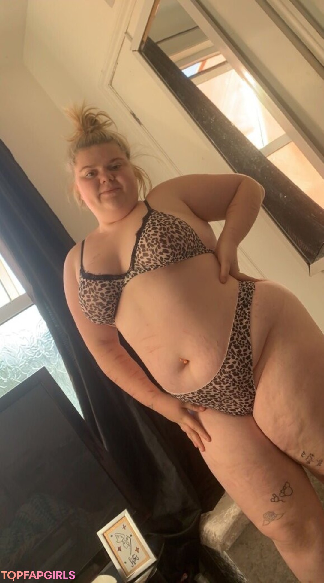Foto desnuda filtrada de OnlyFans de Xobadbitxhox #2 Foto desnuda filtrada de OnlyFans de Xobadbitxhox #2