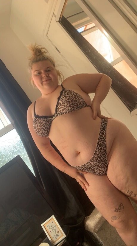Foto desnuda filtrada de OnlyFans de Xobadbitxhox