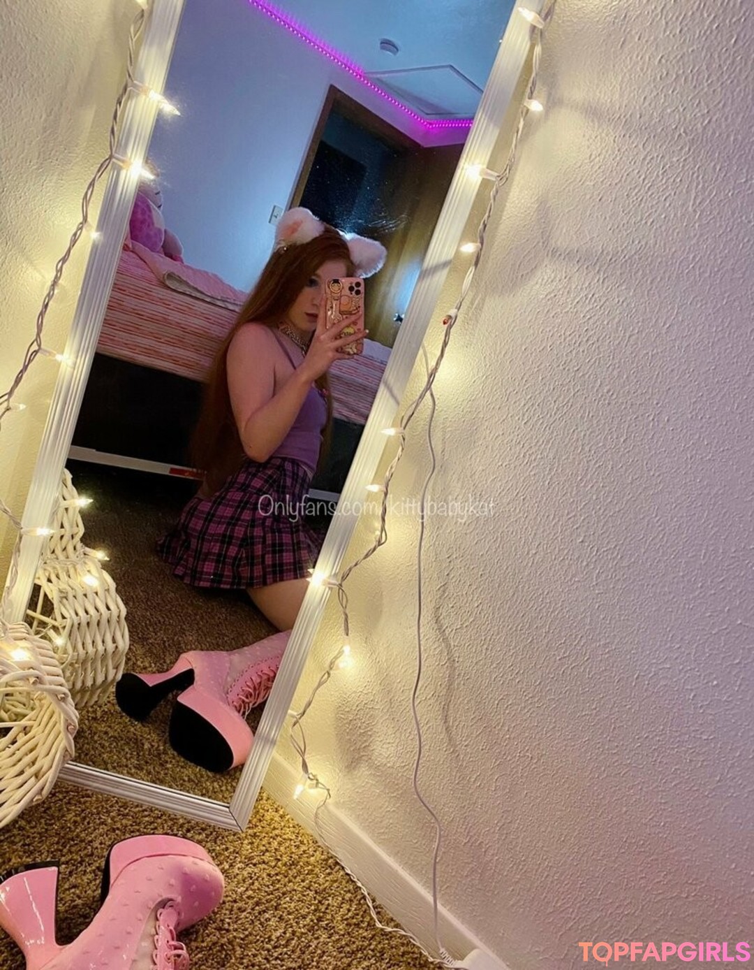 Foto desnuda filtrada de OnlyFans de Kittybabykat #7 Foto desnuda filtrada de OnlyFans de Kittybabykat #7