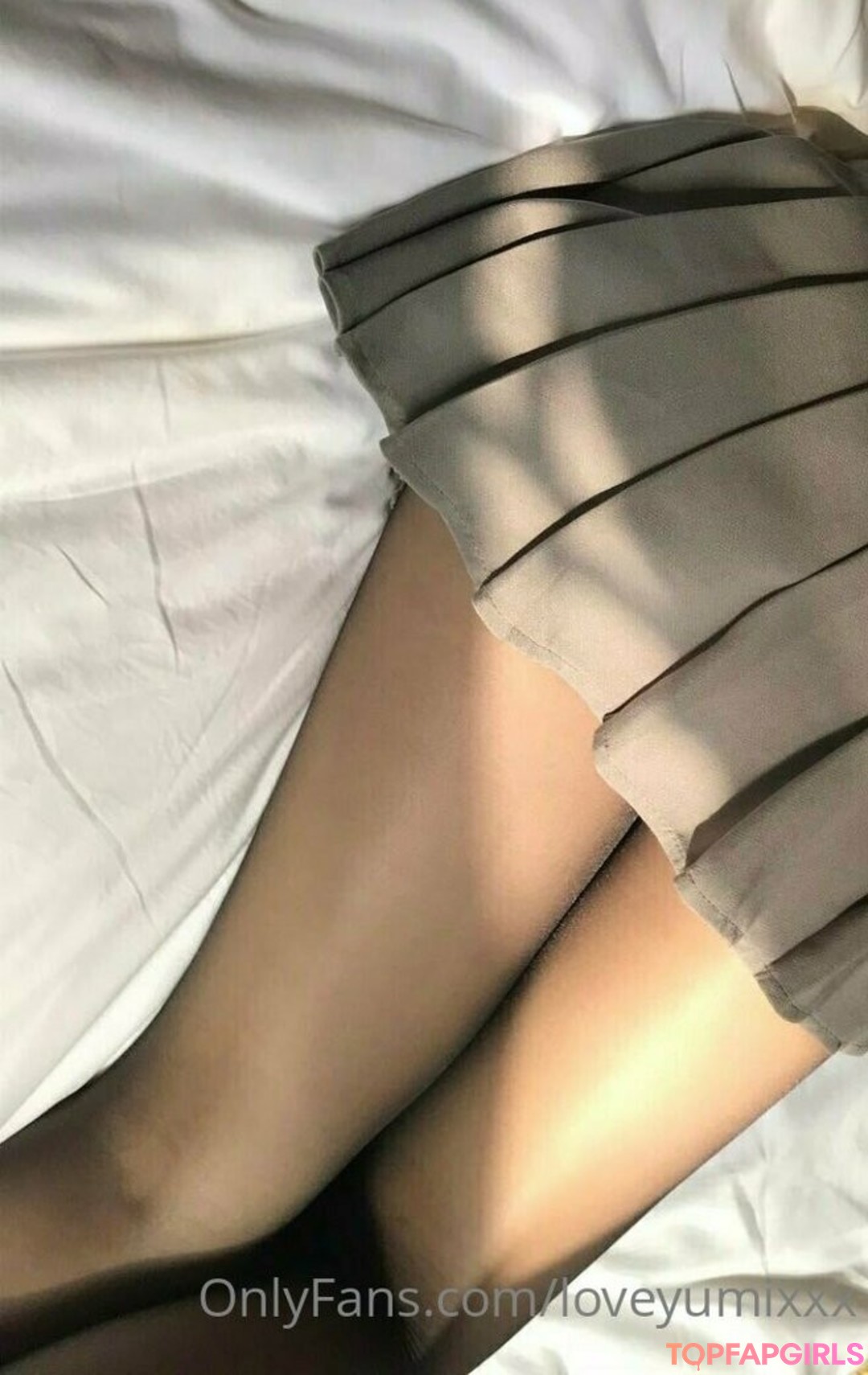 Foto desnuda filtrada de OnlyFans de Loveyumixxx #7 Foto desnuda filtrada de OnlyFans de Loveyumixxx #7