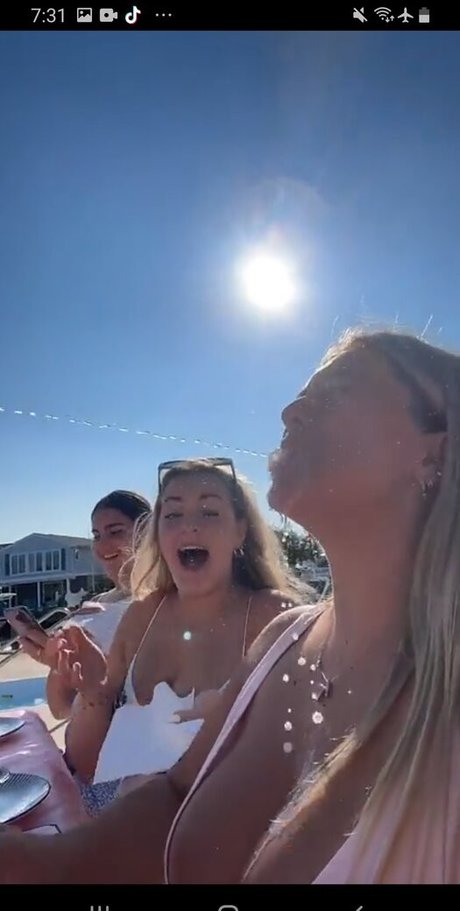 Foto desnuda filtrada de OnlyFans de Katelyn Scannell