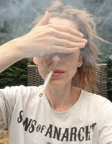 Smokingmom