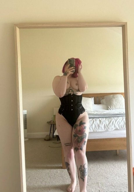 Foto desnuda filtrada de OnlyFans de Sylvermoon