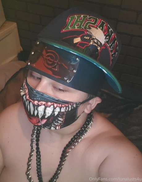 Foto desnuda filtrada de OnlyFans de Lunalusts4u