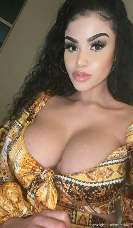 Sheismichaela