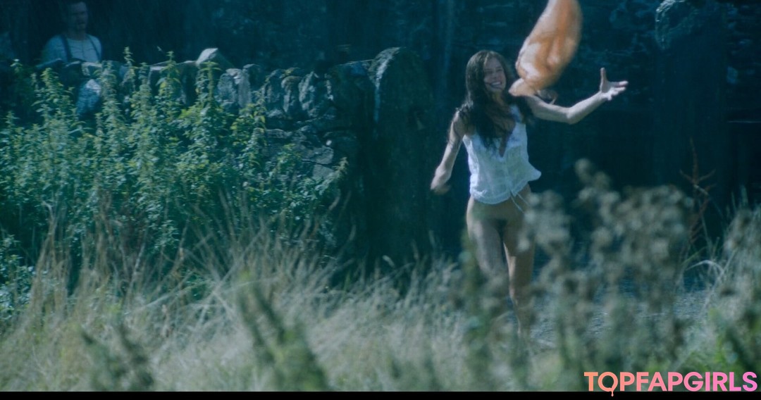 Foto desnuda filtrada de OnlyFans de Emma Corrin #9 Foto desnuda filtrada de OnlyFans de Emma Corrin #9