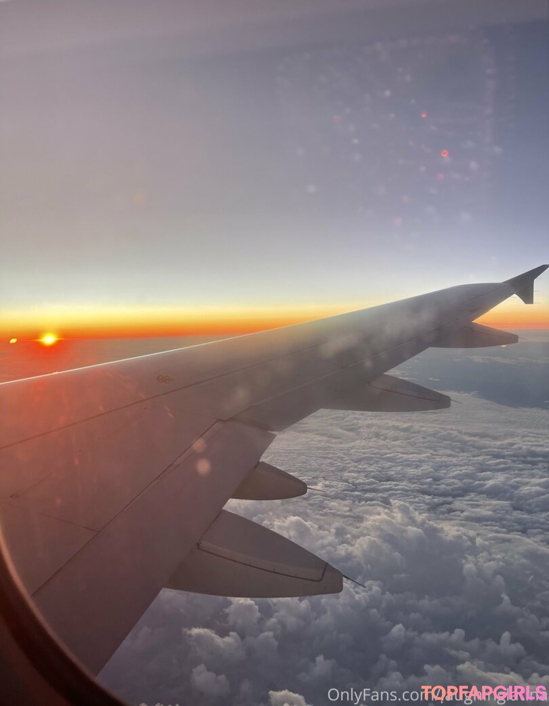 Foto desnuda filtrada de OnlyFans de Laughinglatina #53 Foto desnuda filtrada de OnlyFans de Laughinglatina #53