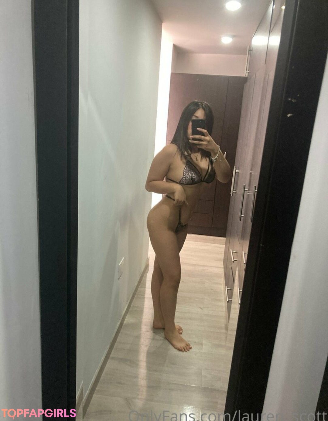 Foto desnuda filtrada de OnlyFans de Laurenscottfree #27 Foto desnuda filtrada de OnlyFans de Laurenscottfree #27