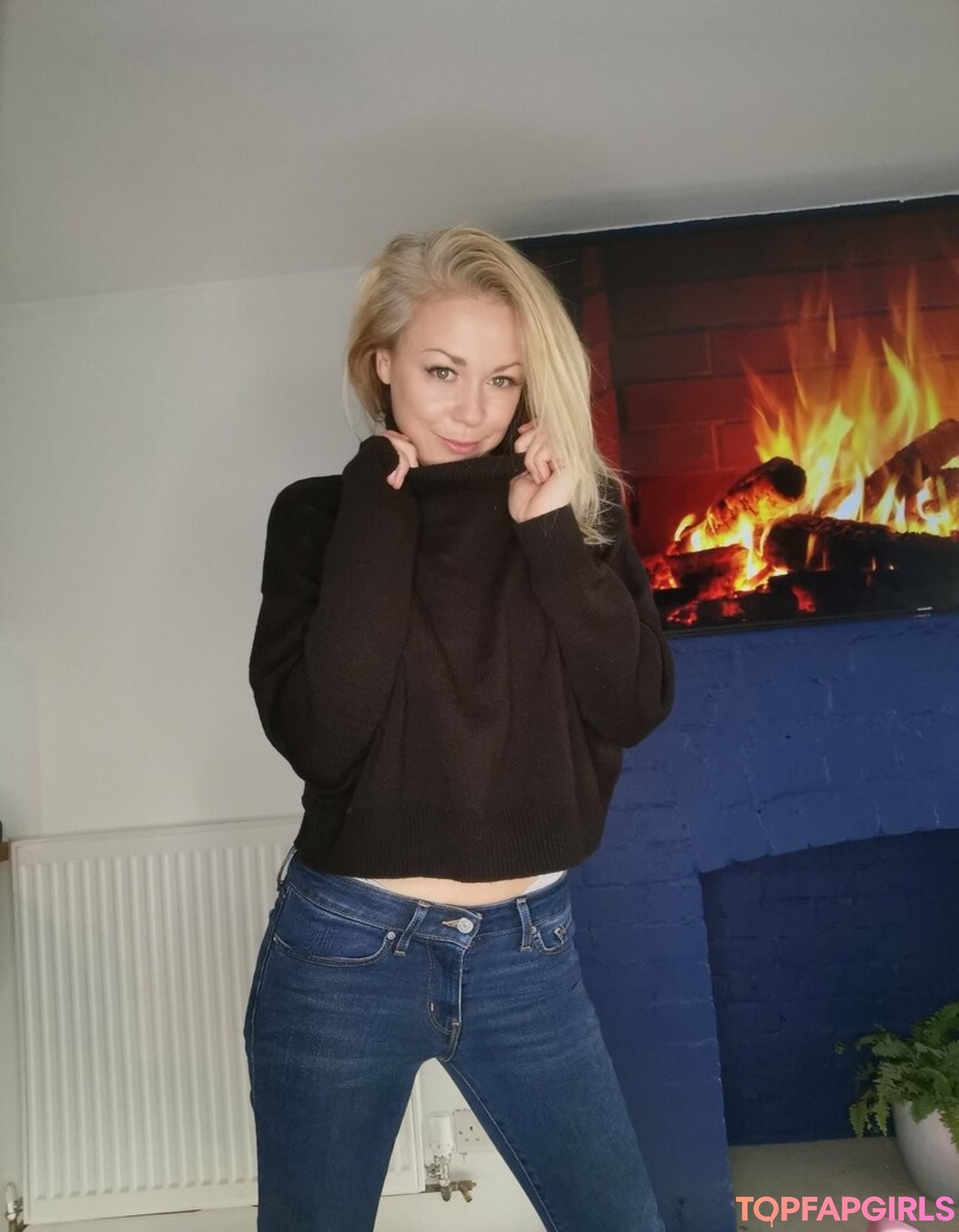 Foto desnuda filtrada de OnlyFans de Ukcutegirl #83 Foto desnuda filtrada de OnlyFans de Ukcutegirl #83