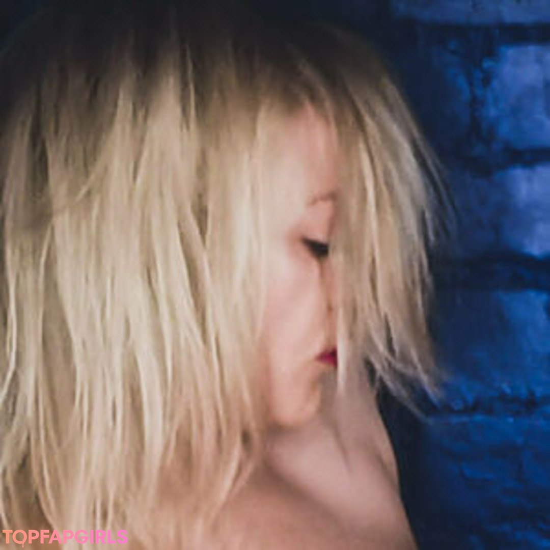 Foto desnuda filtrada de OnlyFans de Ukcutegirl #99 Foto desnuda filtrada de OnlyFans de Ukcutegirl #99