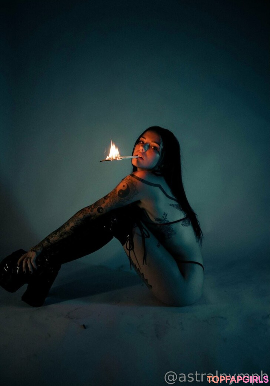 Foto desnuda filtrada de OnlyFans de Lolaslands #40 Foto desnuda filtrada de OnlyFans de Lolaslands #40