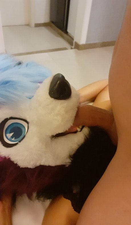 Naughty_wolves