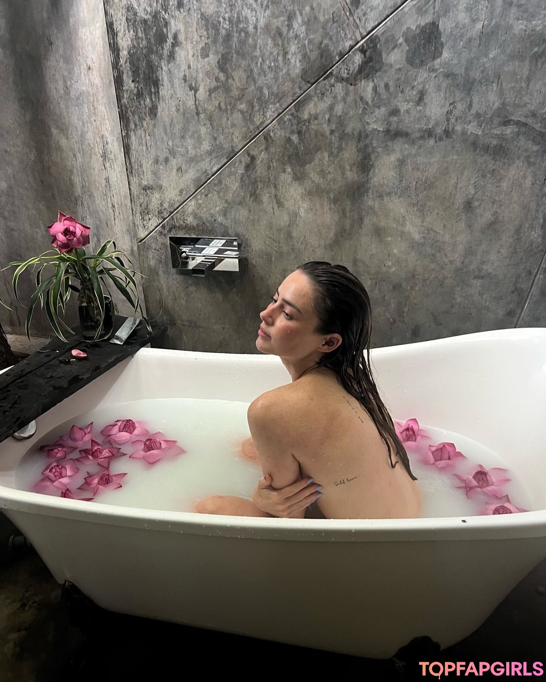 Foto desnuda filtrada de OnlyFans de Effy Palarya #860 Foto desnuda filtrada de OnlyFans de Effy Palarya #860