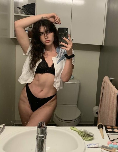 Foto desnuda filtrada de OnlyFans de Keepers