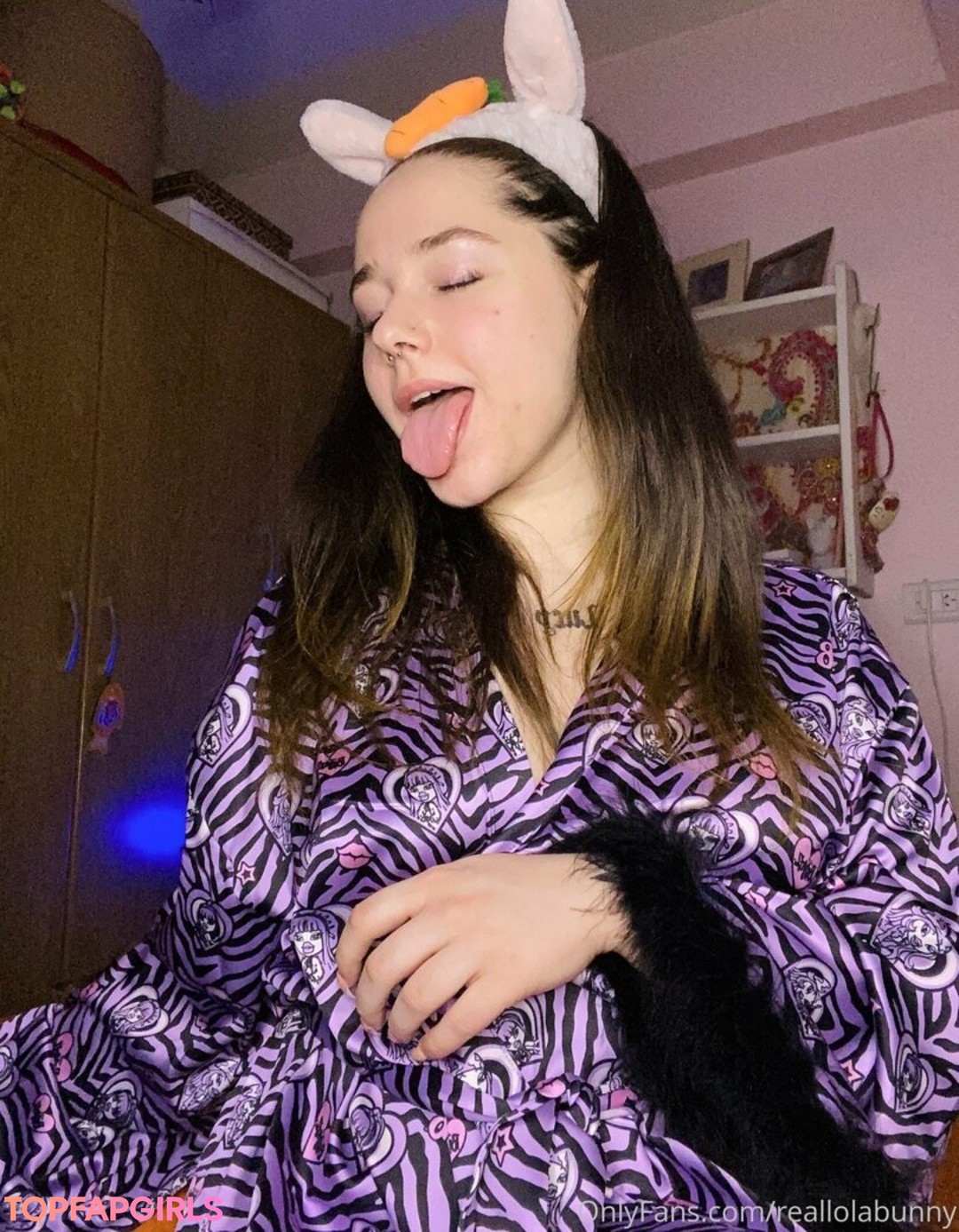 Foto desnuda filtrada de OnlyFans de Foxyuzumaki #48 Foto desnuda filtrada de OnlyFans de Foxyuzumaki #48