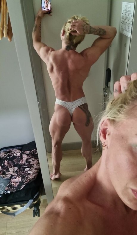 Foto desnuda filtrada de OnlyFans de Marina Putziger
