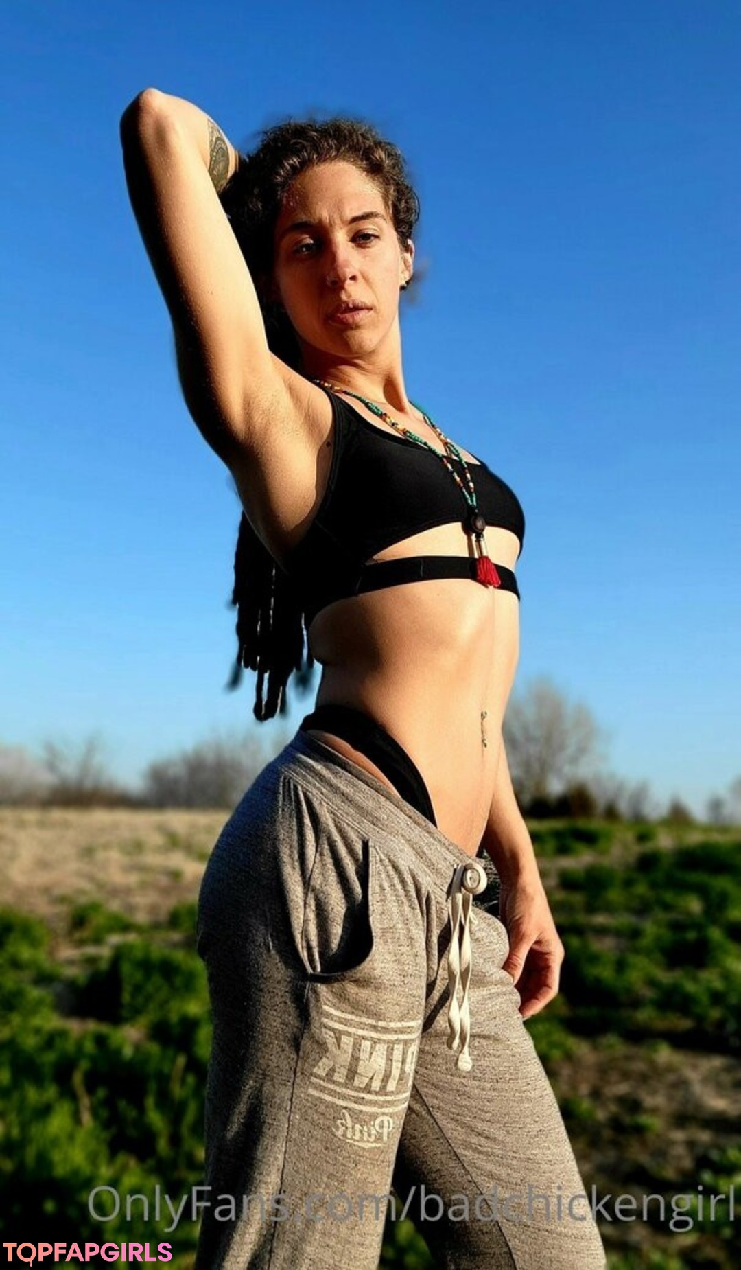 Foto desnuda filtrada de OnlyFans de Badchickengirl #58 Foto desnuda filtrada de OnlyFans de Badchickengirl #58