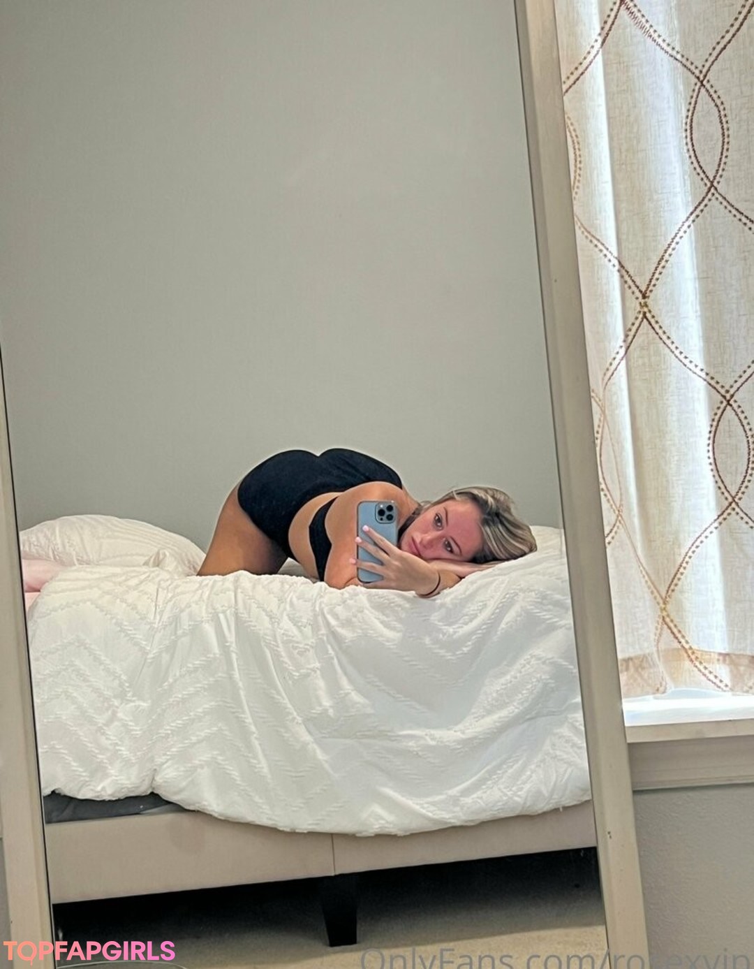 Foto desnuda filtrada de OnlyFans de Yourgirlfriendrose #150 Foto desnuda filtrada de OnlyFans de Yourgirlfriendrose #150