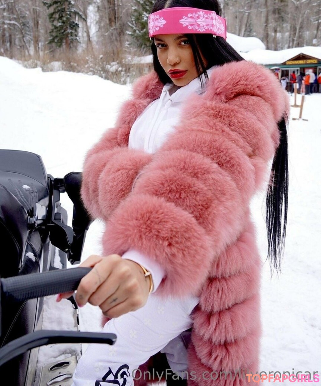 Foto desnuda filtrada de OnlyFans de Lilveronicar #114 Foto desnuda filtrada de OnlyFans de Lilveronicar #114