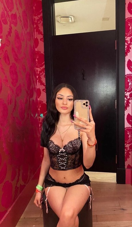 Foto desnuda filtrada de OnlyFans de Katiiebaeb