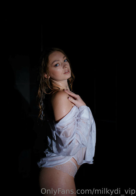 Foto desnuda filtrada de OnlyFans de Milkydivip