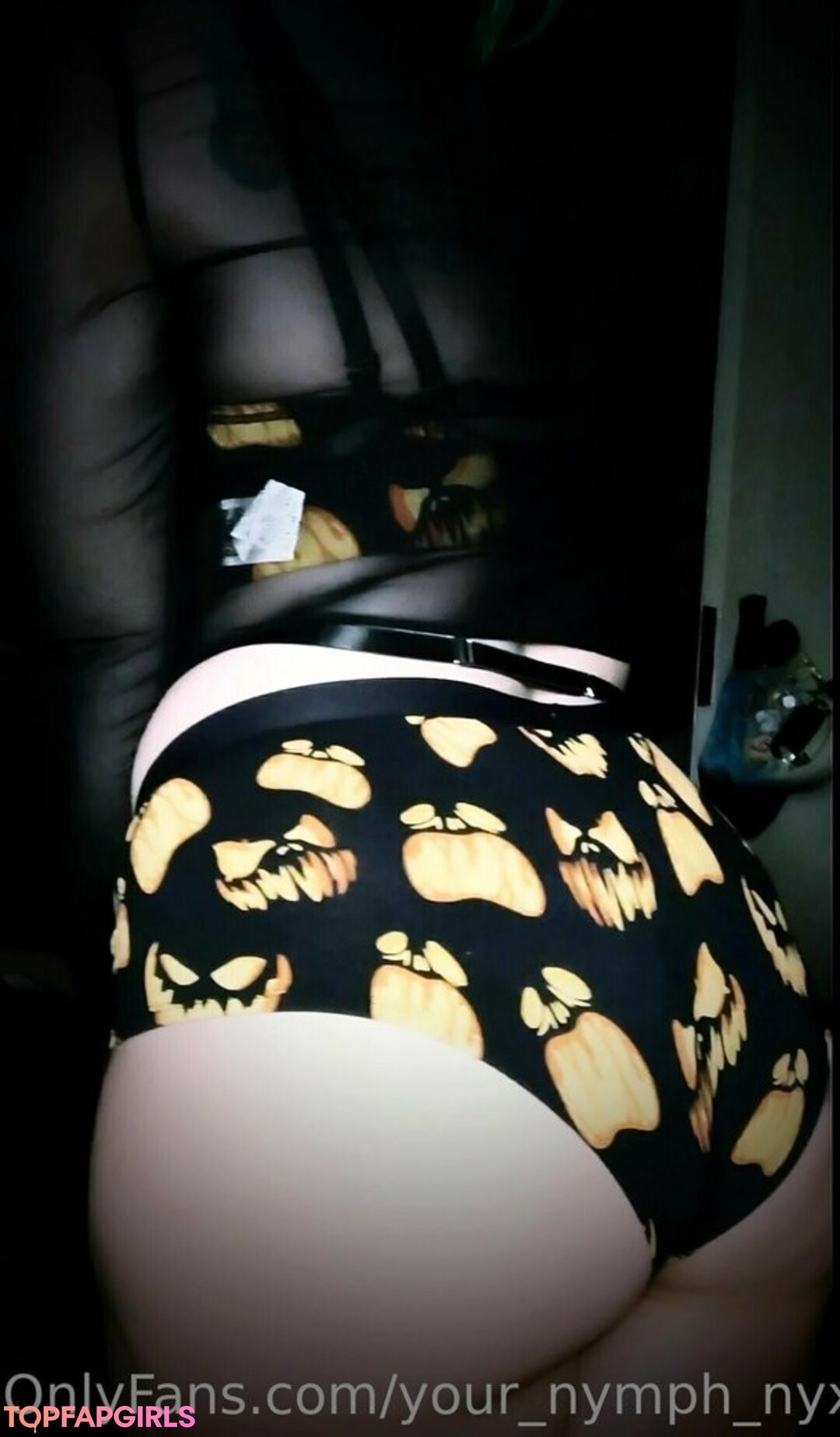 Foto desnuda filtrada de OnlyFans de Yournymphnyxii #15 Foto desnuda filtrada de OnlyFans de Yournymphnyxii #15