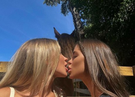 Foto desnuda filtrada de OnlyFans de Nolesbi