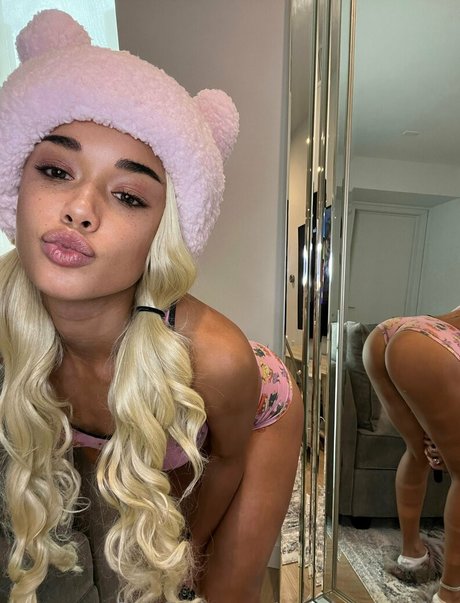 Foto desnuda filtrada de OnlyFans de Xxxshapeshifter