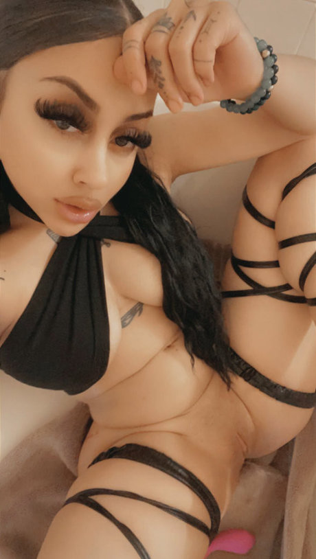 Foto desnuda filtrada de OnlyFans de Bellthegemini