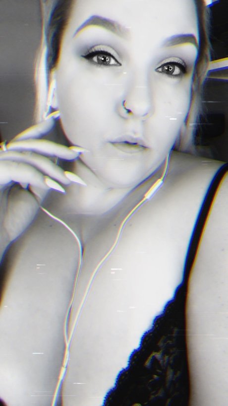 Sativa Siren
