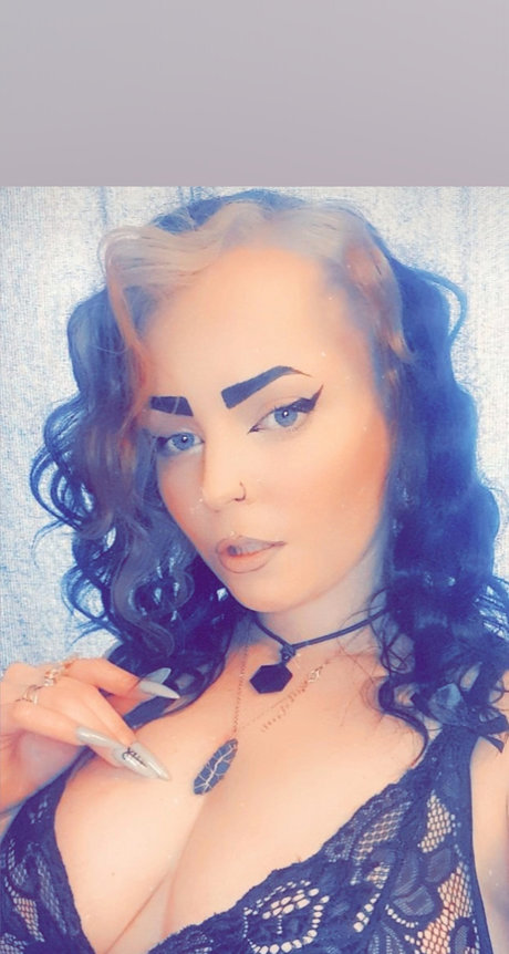 Foto desnuda filtrada de OnlyFans de Silver