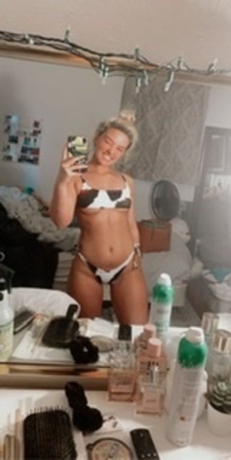 Foto desnuda filtrada de OnlyFans de Sassy Girl 