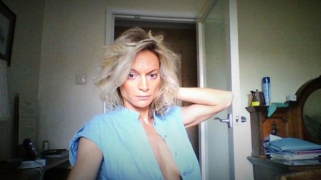 Sassyblondepeach