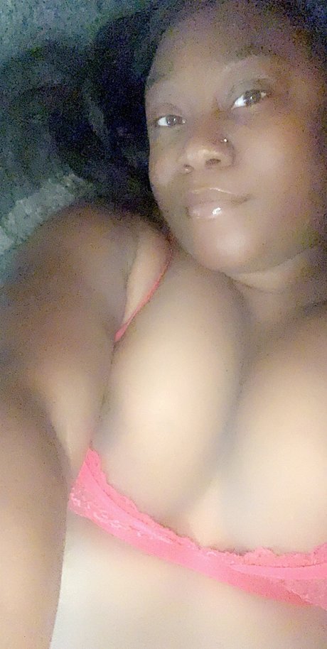 Foto desnuda filtrada de OnlyFans de Sasha Marie