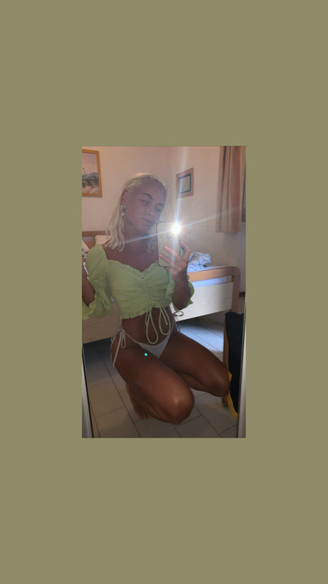 Foto desnuda filtrada de OnlyFans de Sascha Petersen