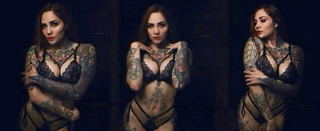 Foto desnuda filtrada de OnlyFans de Sarahinkzed 