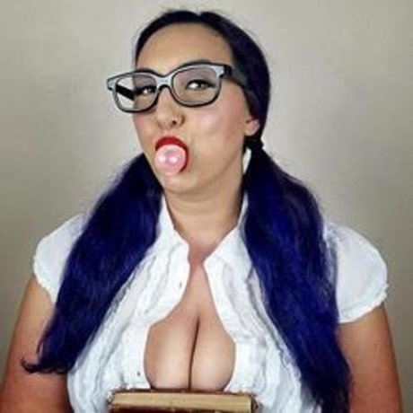 Sapphiresultana