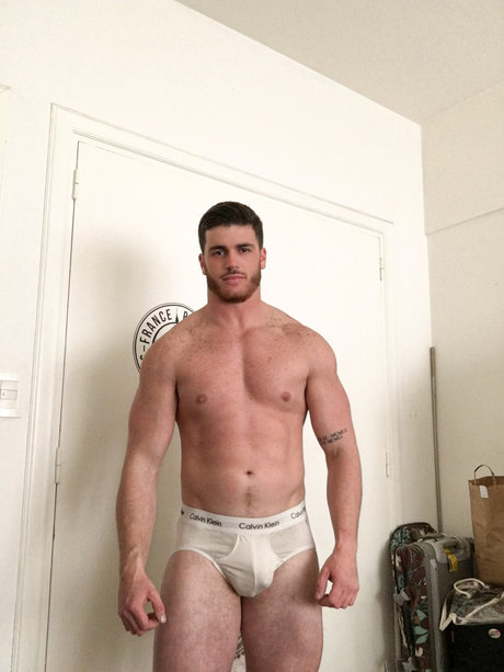 Foto desnuda filtrada de OnlyFans de Santiagoelissalt