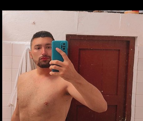 Foto desnuda filtrada de OnlyFans de Samuelprada