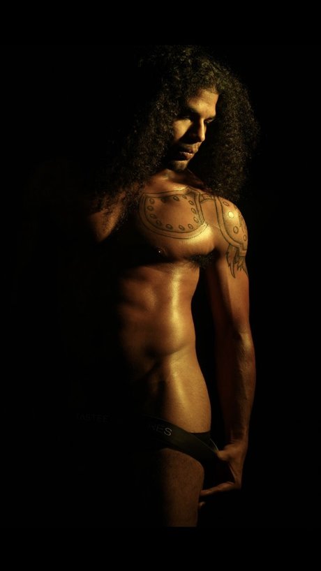 Foto desnuda filtrada de OnlyFans de King Samson