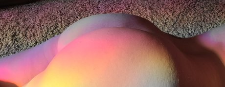 Foto desnuda filtrada de OnlyFans de Samsamsoaker