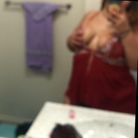 Foto desnuda filtrada de OnlyFans de Sunny Smiles